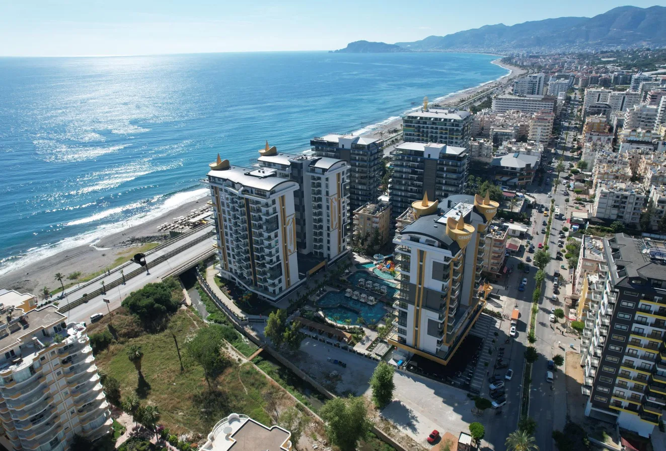 Cebeci Towers'ta Denize Sıfır 1+1 — Yandan Deniz Manzaralı