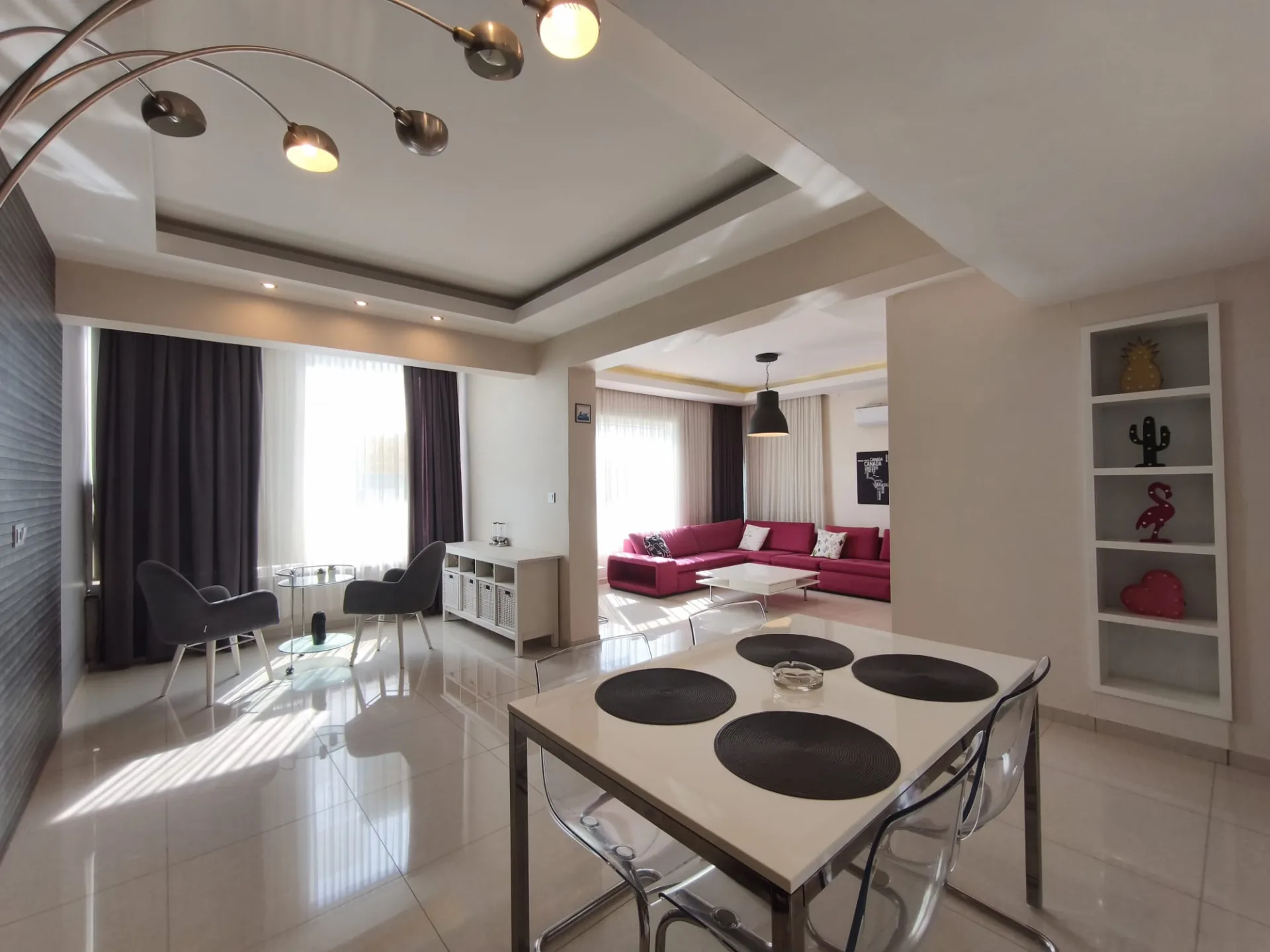 SARAY’DA GENİŞ 1+1 DAİRE — 135 M², KLEOPATRA PLAJI’NA SADECE 50 METRE